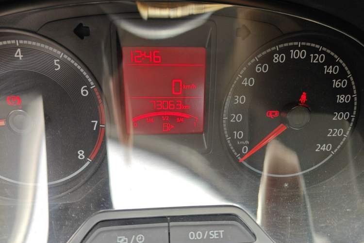 Used Jetta VA3 2021 1.5L Manual Enjoyment Edition Odometer Close Up