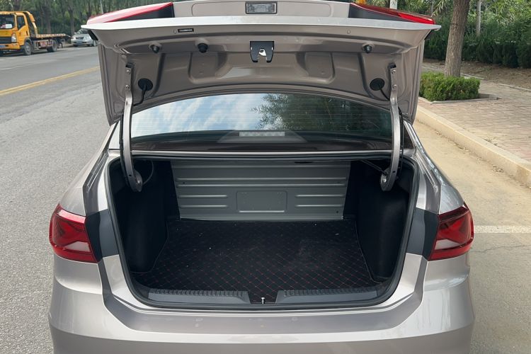 Used Jetta VA3 2021 1.5L Automatic Enjoyment Edition Trunk