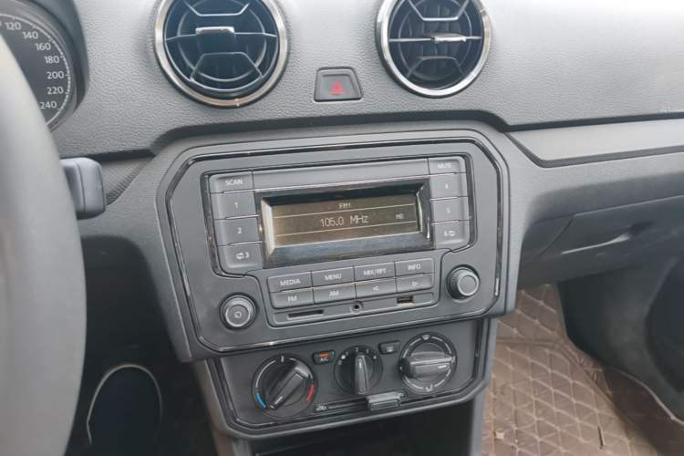 Used Jetta VA3 2024 1.5L Manual Entry-Level Version Audio And AC Panel