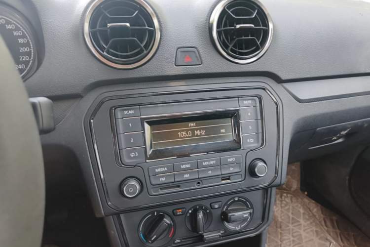 Used Jetta VA3 2024 1.5L Manual Entry-Level Version Audio And AC Panel