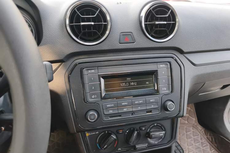 Used Jetta VA3 2024 1.5L Automatic Entry Version Audio And AC Panel
