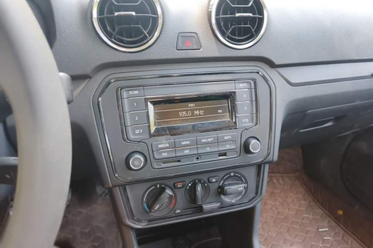 Used Jetta VA3 2024 1.5L Manual Entry-Level Version Audio And AC Panel