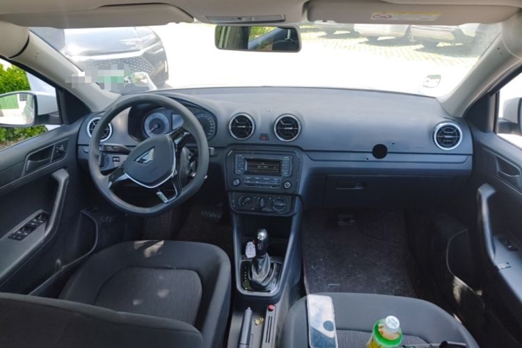 Used Jetta VA3 2024 1.5L Automatic Entry Version Center Console