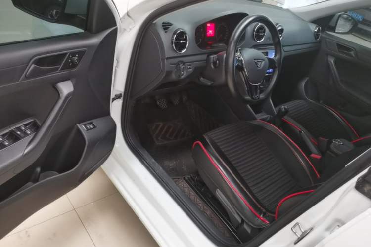 Used Jetta VA3 2024 1.5L Manual Entry-Level Version Driver Seat