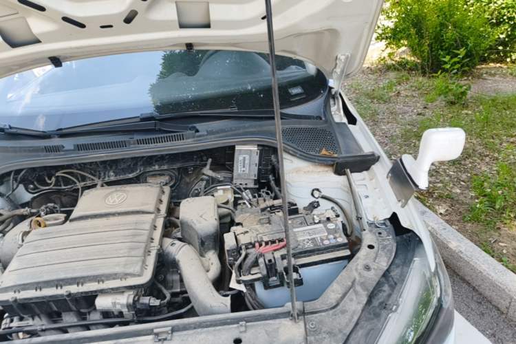 Used Jetta VA3 2024 1.5L Automatic Entry Version Engine Bay Left