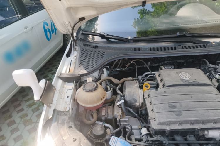 Used Jetta VA3 2024 1.5L Manual Entry-Level Version Engine Bay Right