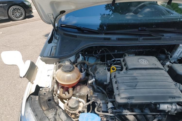 Used Jetta VA3 2024 1.5L Manual Entry-Level Version Engine Bay Right