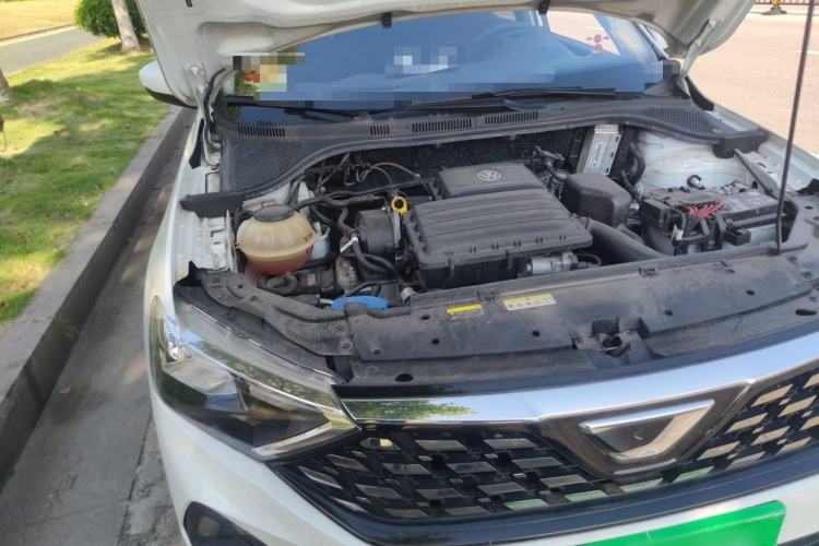 Used Jetta VA3 2024 1.5L Manual Entry-Level Version Engine Bay Right