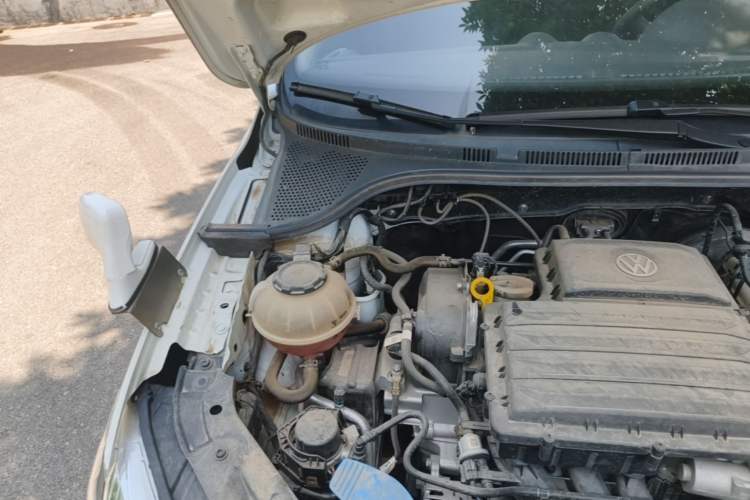 Used Jetta VA3 2024 1.5L Automatic Entry Version Engine Bay Right