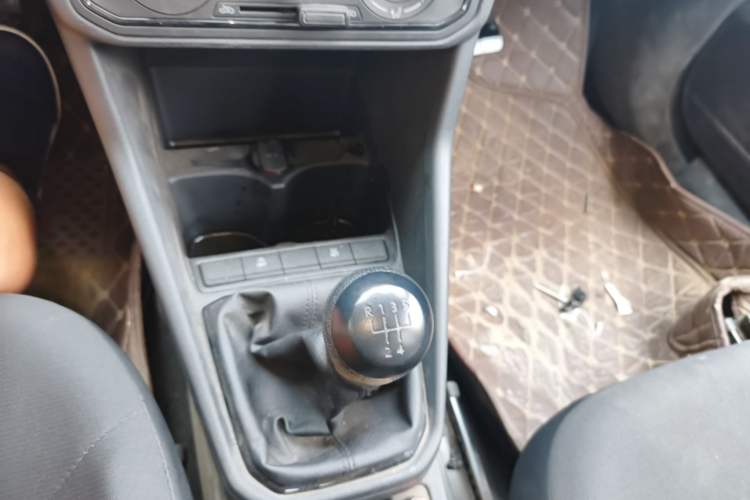 Used Jetta VA3 2024 1.5L Manual Entry-Level Version Gear Lever