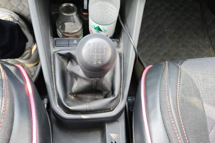 Used Jetta VA3 2024 1.5L Manual Entry-Level Version Gear Lever