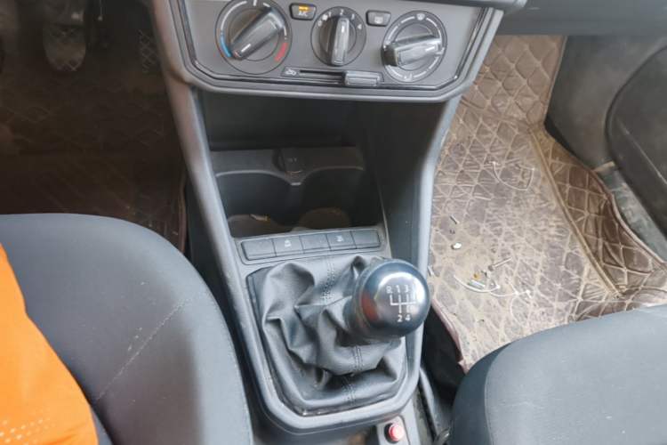 Used Jetta VA3 2024 1.5L Manual Entry-Level Version Gear Lever
