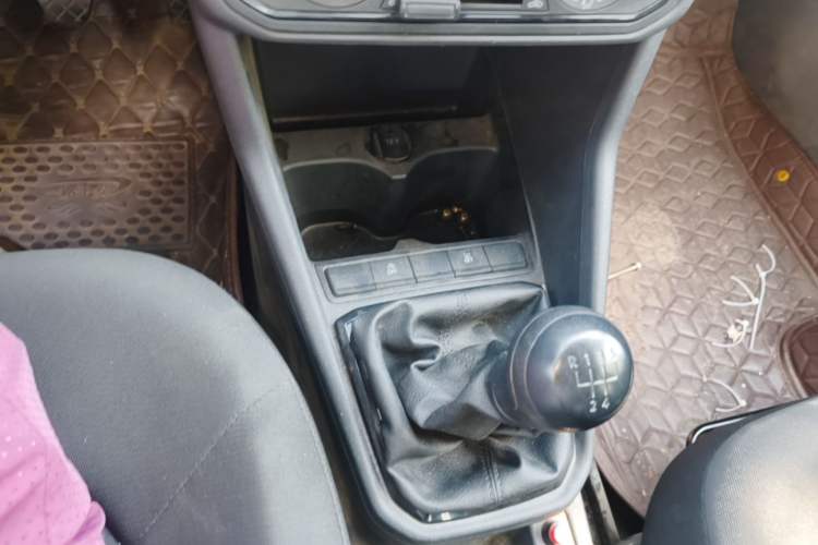 Used Jetta VA3 2024 1.5L Manual Entry-Level Version Gear Lever