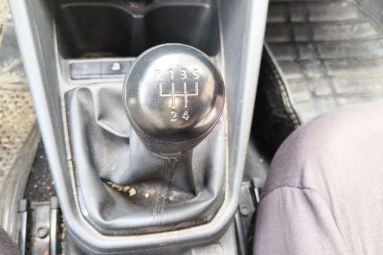 Used Jetta VA3 2024 1.5L Manual Entry-Level Version Gear Lever