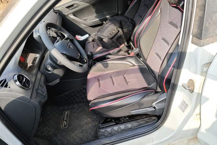 Used Jetta VA3 2024 1.5L Manual Entry-Level Version Left Front Seat
