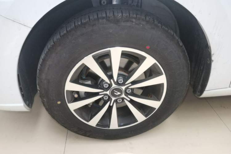 Used Jetta VA3 2024 1.5L Manual Entry-Level Version Left Front Wheel Hub