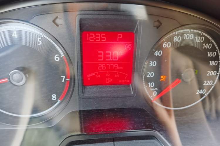Used Jetta VA3 2024 1.5L Automatic Entry Version Odometer Close Up