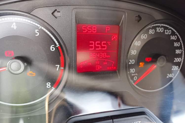 Used Jetta VA3 2024 1.5L Automatic Entry Version Odometer Close Up