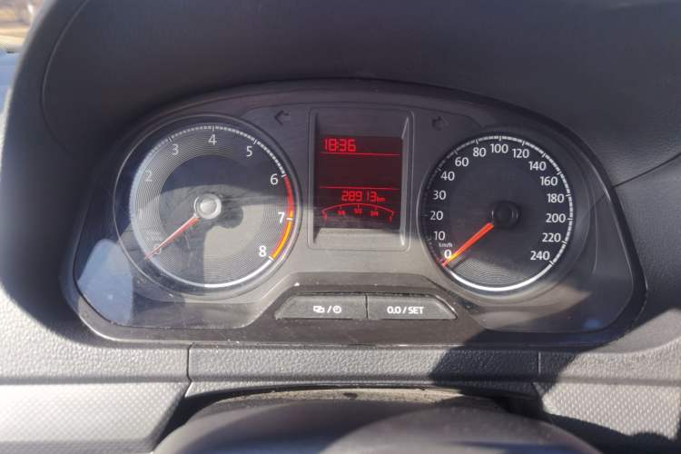 Used Jetta VA3 2024 1.5L Manual Entry-Level Version Odometer Close Up