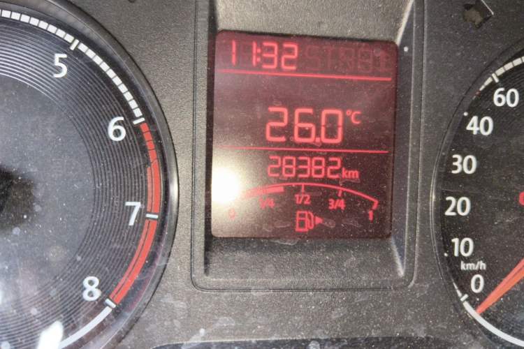 Used Jetta VA3 2024 1.5L Manual Entry-Level Version Odometer Close Up