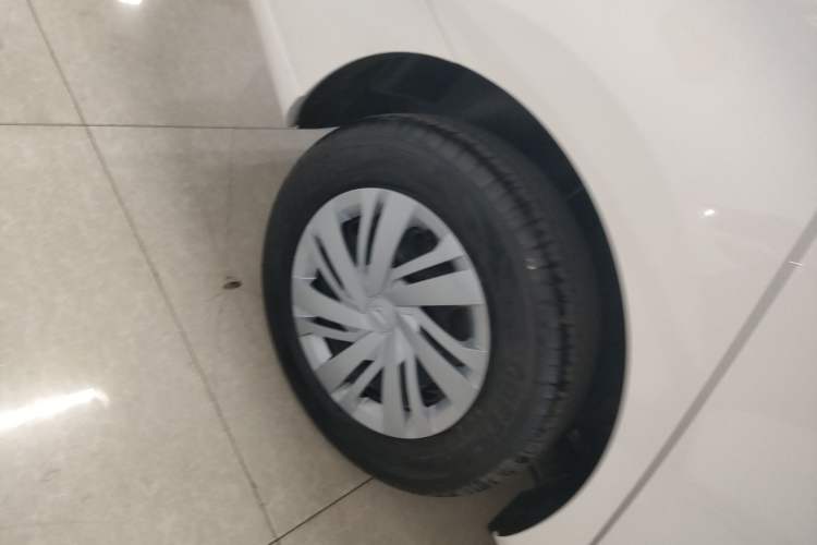 Used Jetta VA3 2024 1.5L Manual Entry-Level Version Right Rear Wheel Hub