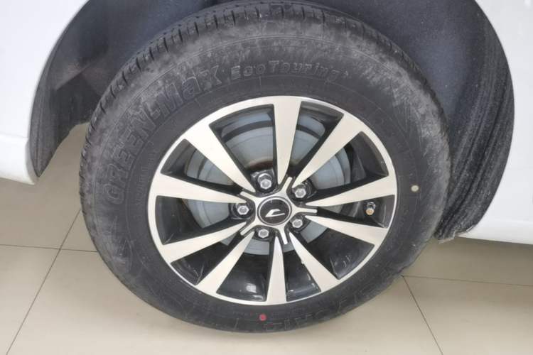 Used Jetta VA3 2024 1.5L Manual Entry-Level Version Right Rear Wheel Hub