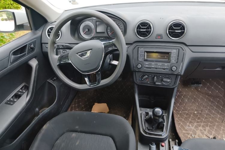 Used Jetta VA3 2024 1.5L Manual Entry-Level Version Steering Wheel