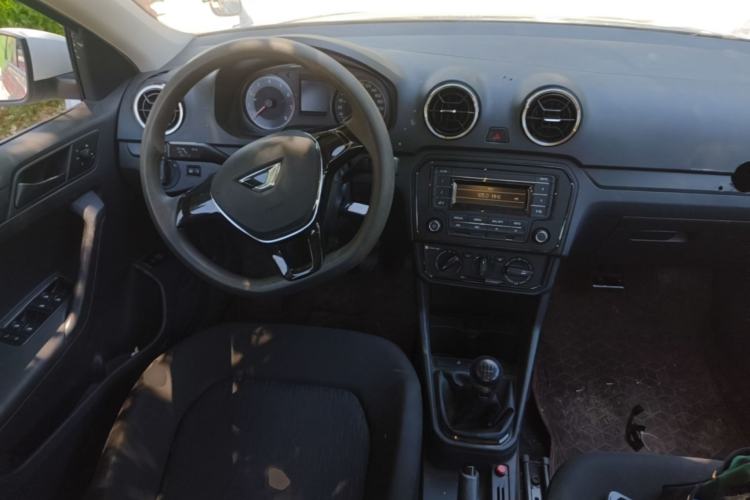 Used Jetta VA3 2024 1.5L Manual Entry-Level Version Steering Wheel
