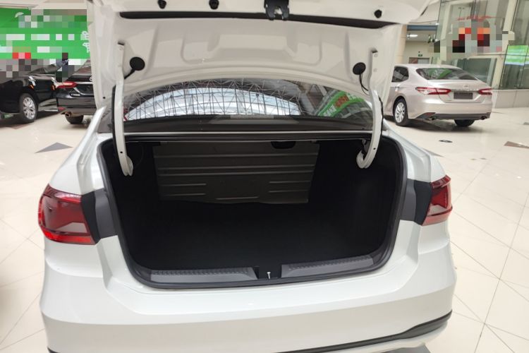 Used Jetta VA3 2024 1.5L Manual Entry-Level Version Trunk