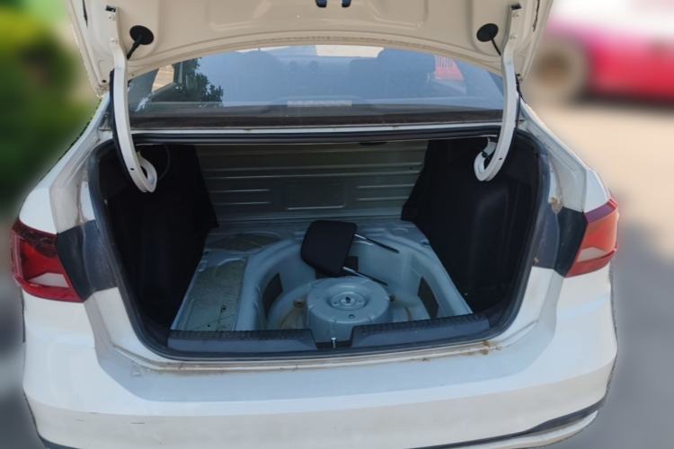 Used Jetta VA3 2024 1.5L Manual Entry-Level Version Trunk