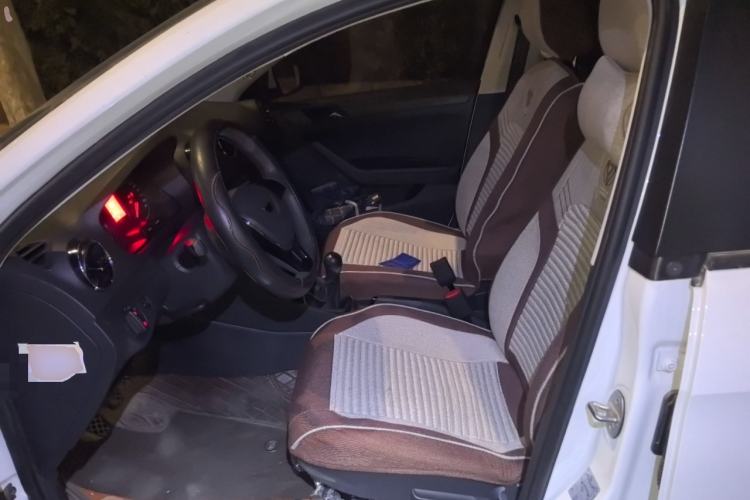 Used Jetta VA3 2025 Model, 1.5L Manual Ambitious Edition Left Front Seat