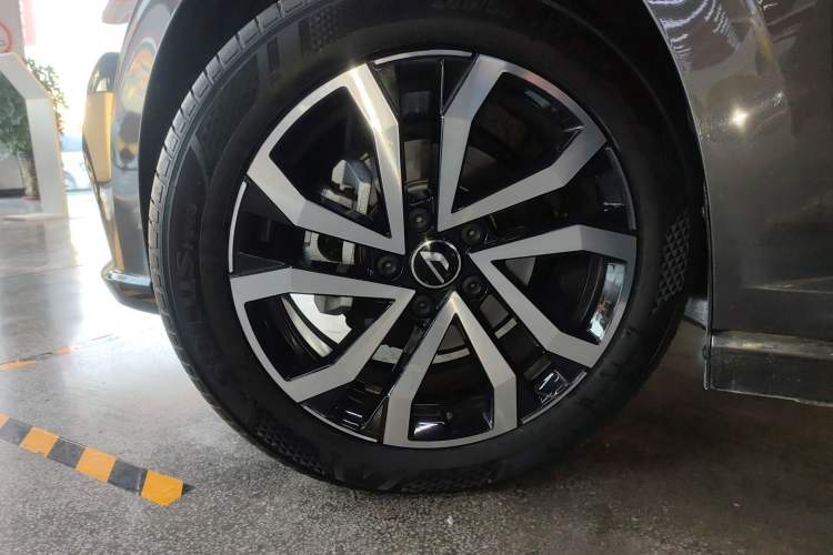 Used Jetta VA7 2025 1.4T First-Come First-Served Edition Exterior 7
