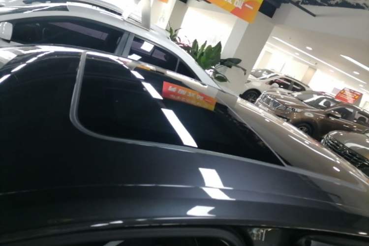 Used Jetta VA7 2025 1.4T First-Come First-Served Edition Roof