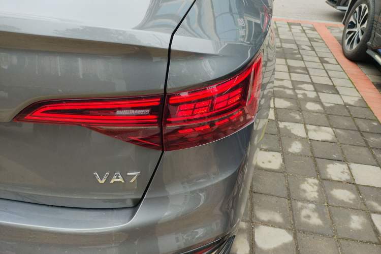 Used Jetta VA7 2025 1.4T First-Come First-Served Edition Exterior 3
