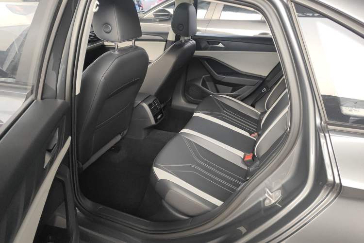 Used Jetta VA7 2025 1.4T First-Come First-Served Edition Left Rear Seat