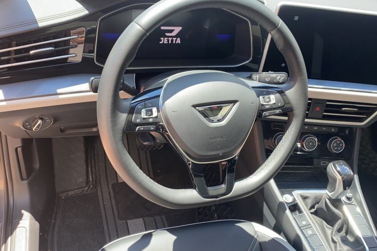 Used Jetta VA7 2025 1.4T First-Come First-Served Edition Steering Wheel