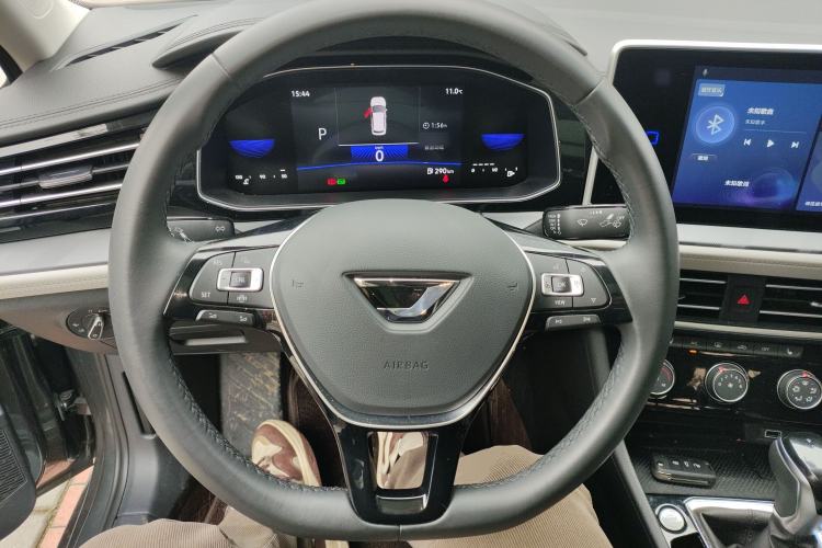 Used Jetta VA7 2025 1.4T First-Come First-Served Edition Steering Wheel