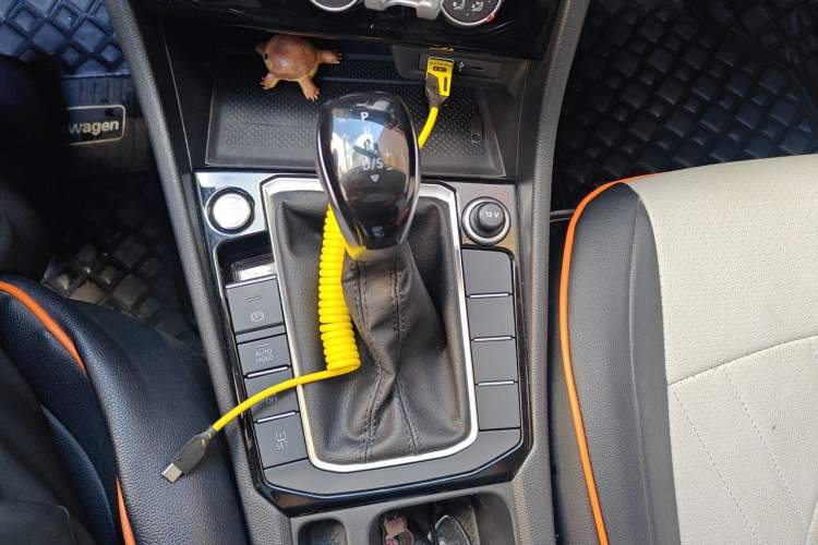 Used Jetta VA7 2025 1.4T First-Come First-Served Edition Gear Lever