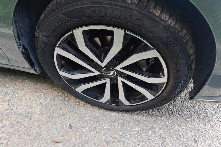 Used Jetta VA7 2025 1.4T First-Come First-Served Edition Right Front Wheel Hub