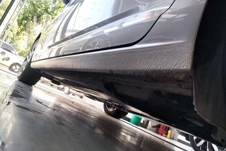 Used Jetta VA7 2025 1.4T First-Come First-Served Edition Left Side Sill