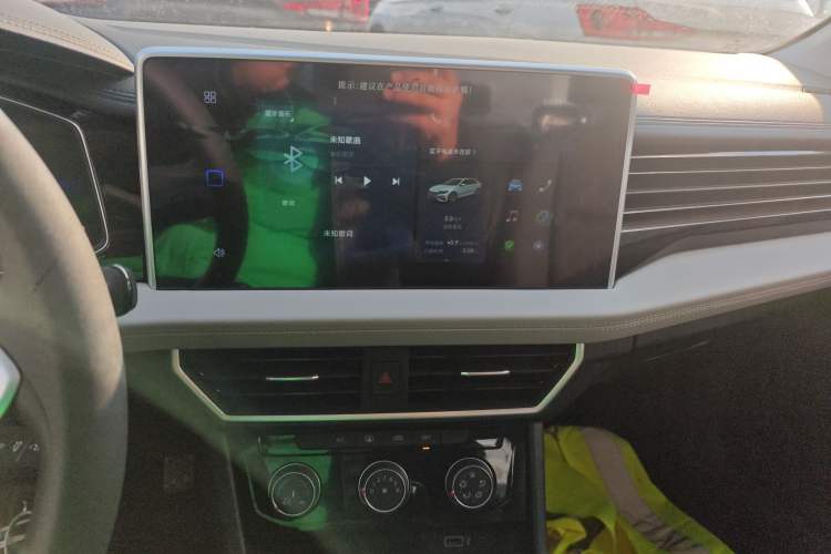 Used Jetta VA7 2025 1.4T "Listen to the Advice" Version Audio And AC Panel