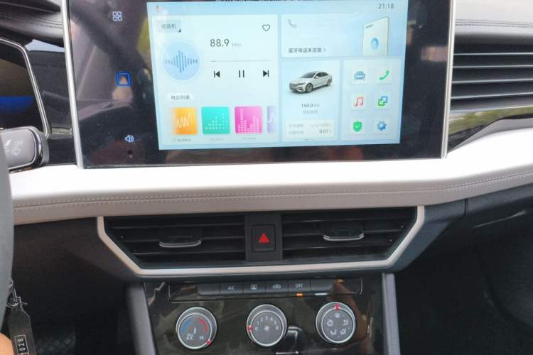 Used Jetta VA7 2025 1.4T "Listen to the Advice" Version Audio And AC Panel