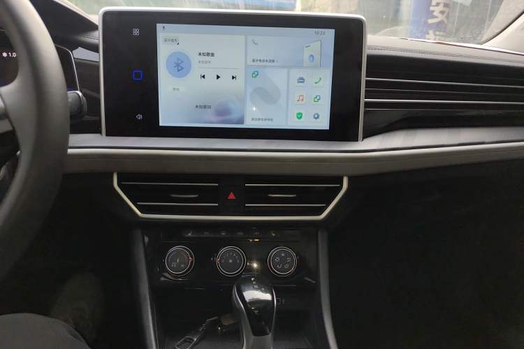 Used Jetta VA7 2025 1.4T First-Come First-Served Edition Audio And AC Panel