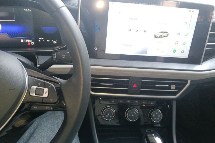 Used Jetta VA7 2025 1.4T First-Come First-Served Edition Center Console