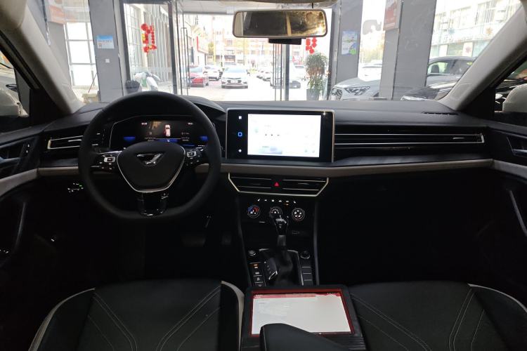 Used Jetta VA7 2025 1.4T First-Come First-Served Edition Center Console