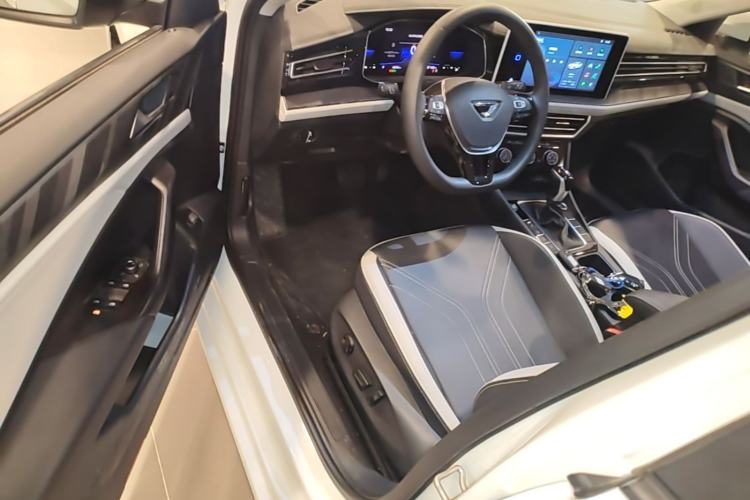 Used Jetta VA7 2025 1.4T First-Come First-Served Edition Driver Seat
