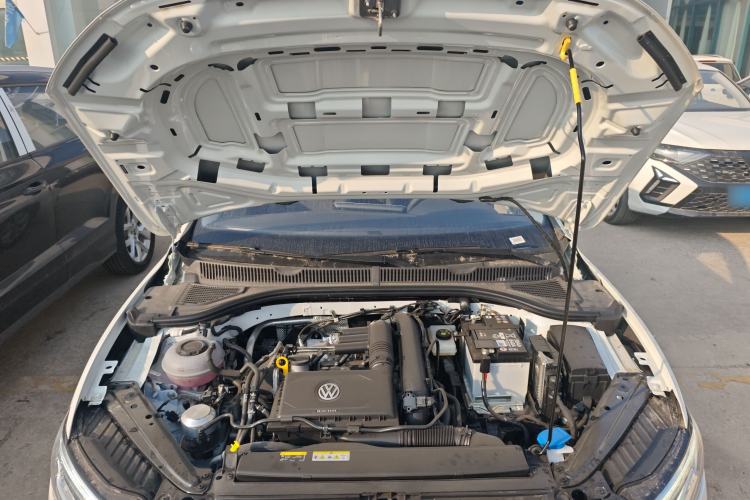 Used Jetta VA7 2025 1.4T "Listen to the Advice" Version Engine Bay