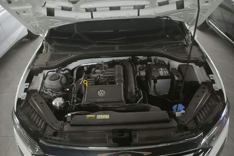 Used Jetta VA7 2025 1.4T First-Come First-Served Edition Engine Bay
