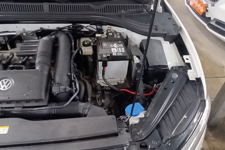 Used Jetta VA7 2025 1.4T First-Come First-Served Edition Engine Bay Left