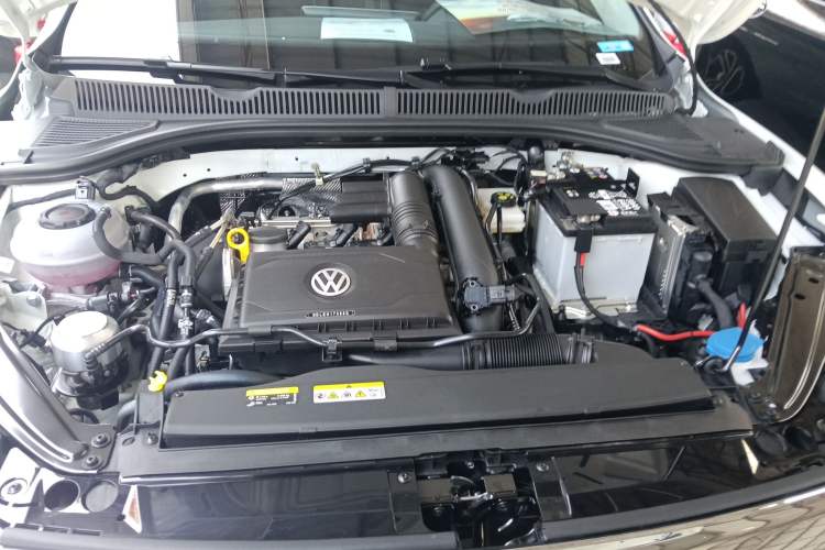 Used Jetta VA7 2025 1.4T First-Come First-Served Edition Engine Bay